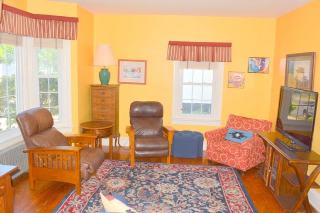 53 Russell Avenue, East Providence, RI 02914