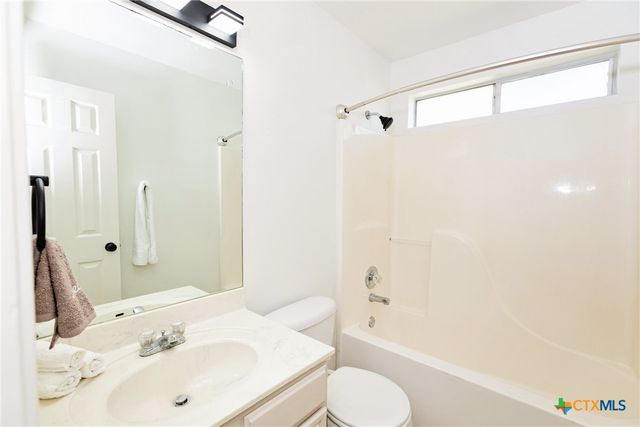 809 Steven Street, Troy, TX 76579