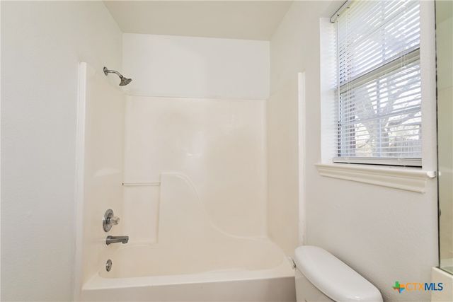 809 Steven Street, Troy, TX 76579