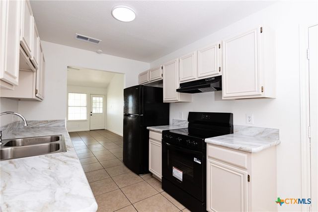 809 Steven Street, Troy, TX 76579