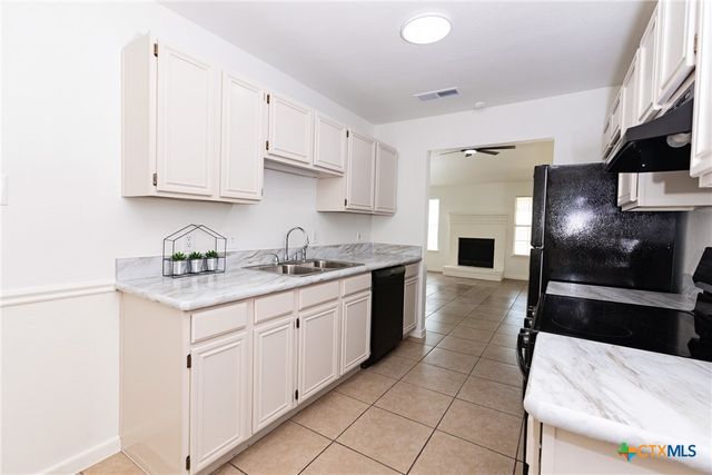 809 Steven Street, Troy, TX 76579