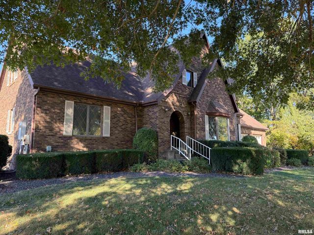 14850 RAY Road, Rushville, IL 62681