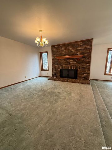 14850 RAY Road, Rushville, IL 62681