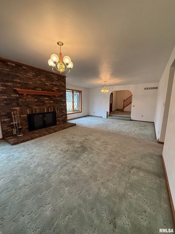 14850 RAY Road, Rushville, IL 62681