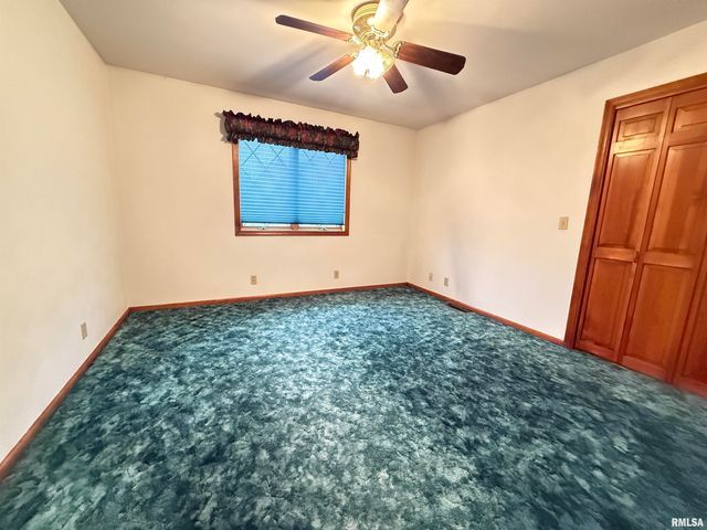 14850 RAY Road, Rushville, IL 62681