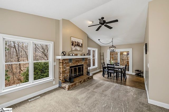 102 Blossom Court, Westminster, SC 29693