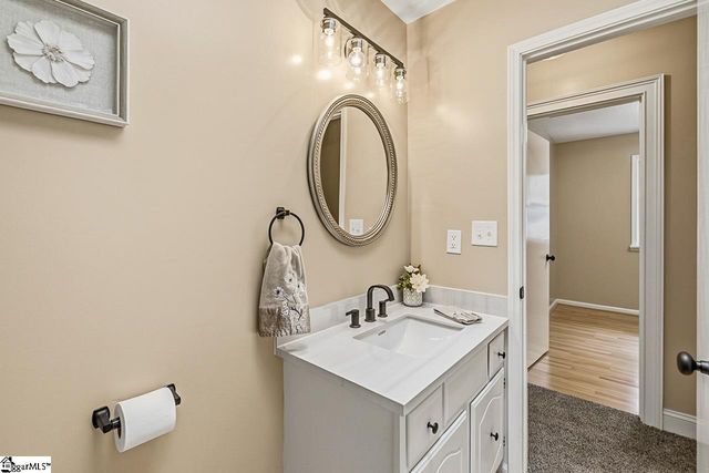 102 Blossom Court, Westminster, SC 29693