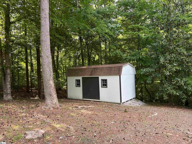 102 Blossom Court, Westminster, SC 29693