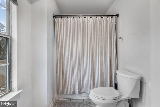 10907 CRESTWOOD DR, Spotsylvania, VA 22553