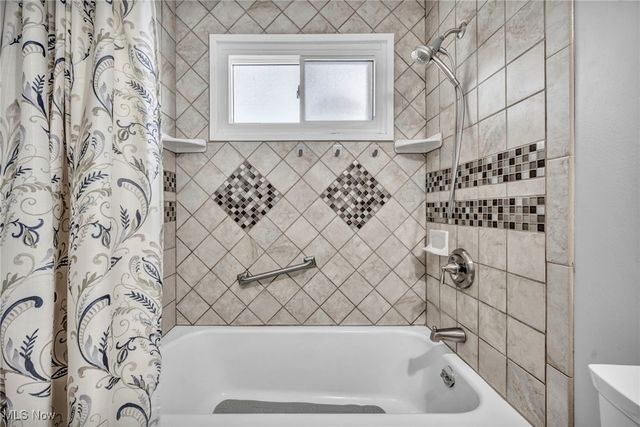 22790 Fairlawn Drive, Euclid, OH 44117