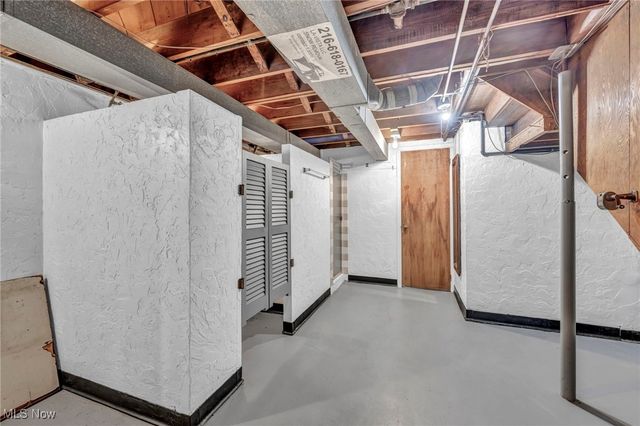 22790 Fairlawn Drive, Euclid, OH 44117