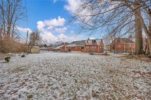 22790 Fairlawn Drive, Euclid, OH 44117