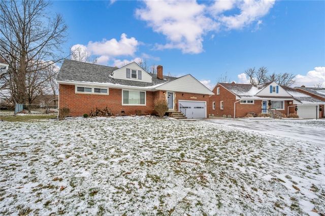 22790 Fairlawn Drive, Euclid, OH 44117