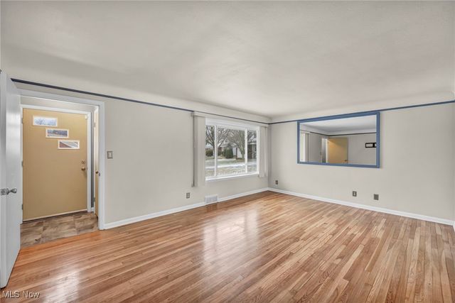 22790 Fairlawn Drive, Euclid, OH 44117