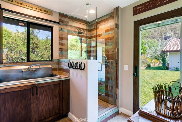 37547 Oak Glen Road, Oak Glen, CA 92399