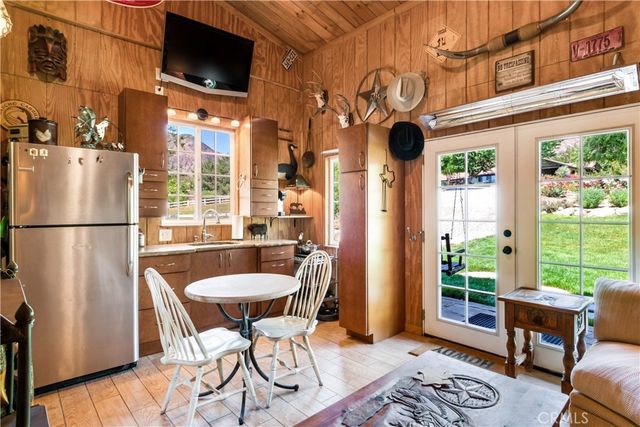 37547 Oak Glen Road, Oak Glen, CA 92399