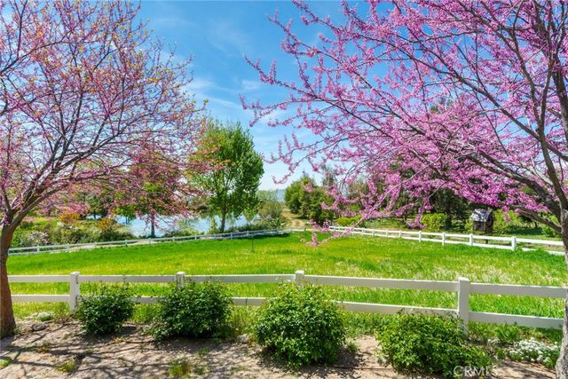 37547 Oak Glen Road, Oak Glen, CA 92399