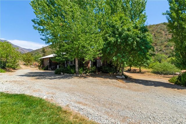 37547 Oak Glen Road, Oak Glen, CA 92399