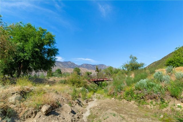 37547 Oak Glen Road, Oak Glen, CA 92399