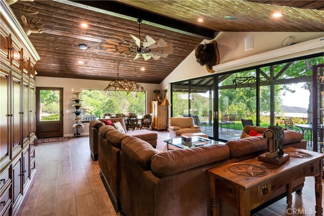 37547 Oak Glen Road, Oak Glen, CA 92399