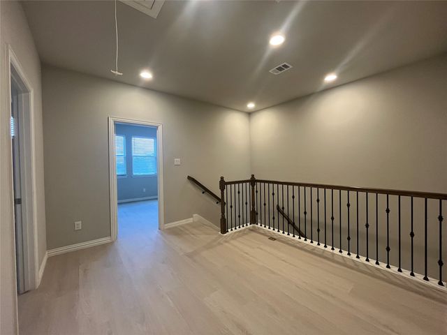 8266 Primrose Way, Dallas, TX 75252