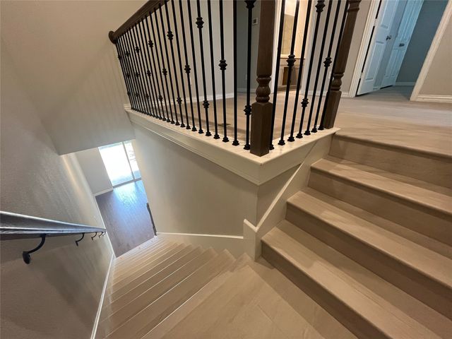 8266 Primrose Way, Dallas, TX 75252