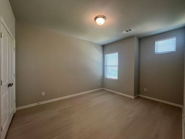 8266 Primrose Way, Dallas, TX 75252