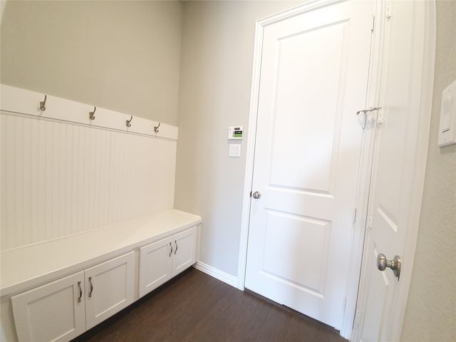 8266 Primrose Way, Dallas, TX 75252