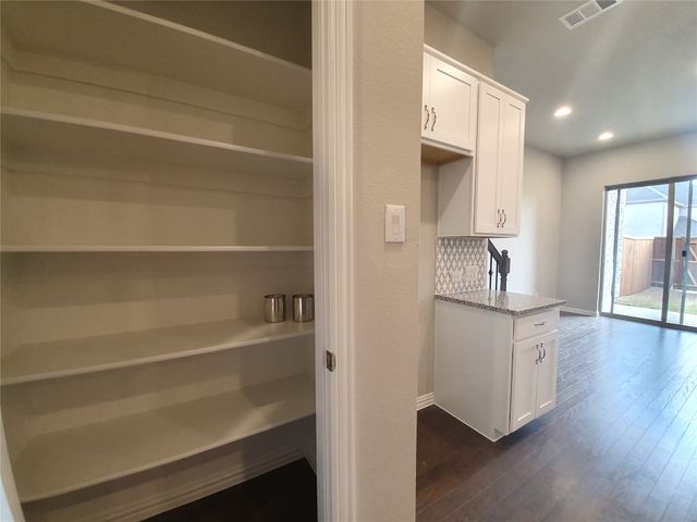 8266 Primrose Way, Dallas, TX 75252