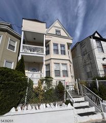 453 E 23Rd St, Paterson City, NJ 07514