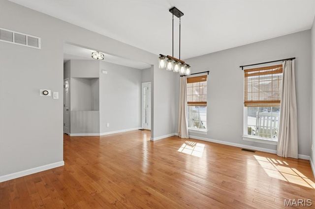 571 Bluffs View Court, Eureka, MO 63025