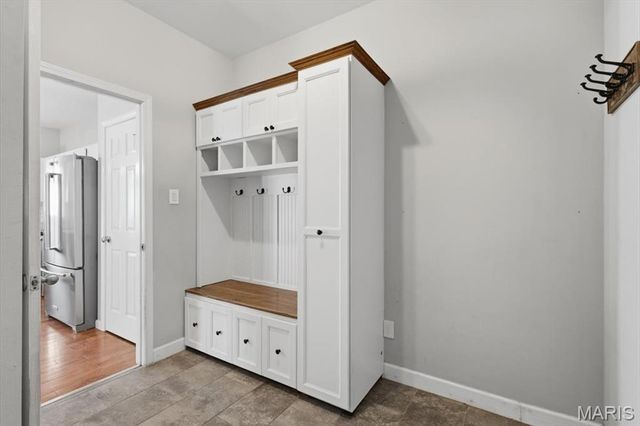 571 Bluffs View Court, Eureka, MO 63025