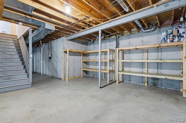 571 Bluffs View Court, Eureka, MO 63025