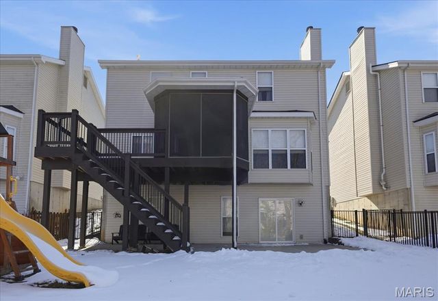 571 Bluffs View Court, Eureka, MO 63025