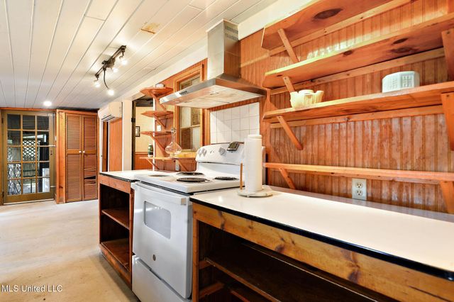 232 Citizen Street, Bay Saint Louis, MS 39520