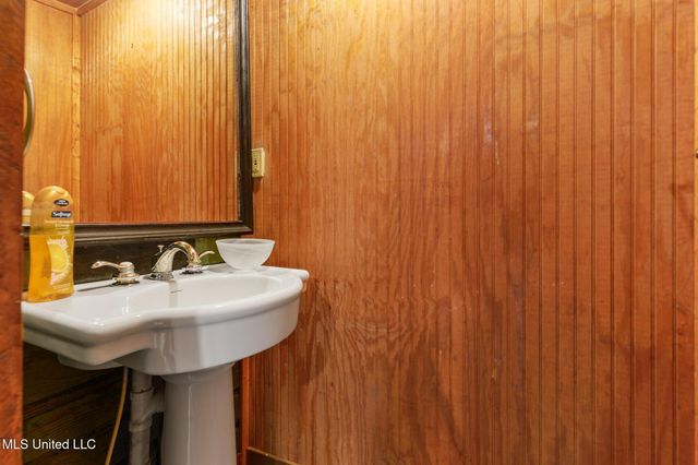 232 Citizen Street, Bay Saint Louis, MS 39520