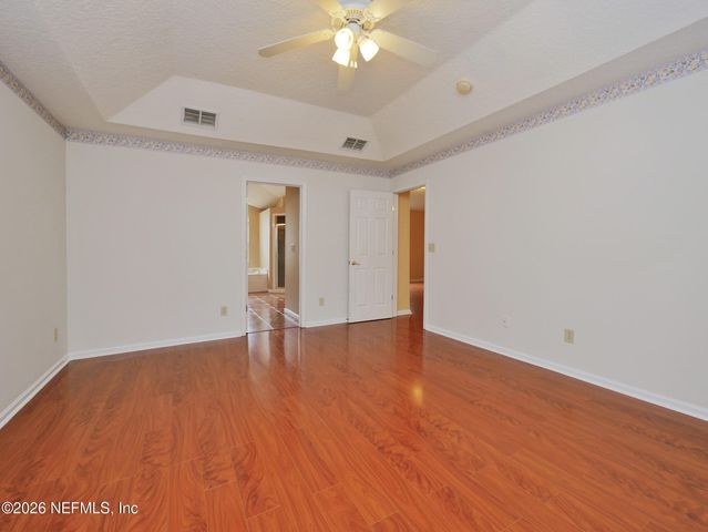 12252 LAKE FERN Drive, Jacksonville, FL 32258