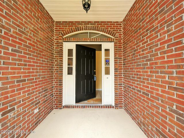 12252 LAKE FERN Drive, Jacksonville, FL 32258