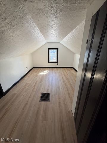 12512 Mcgowan Avenue, Cleveland, OH 44135