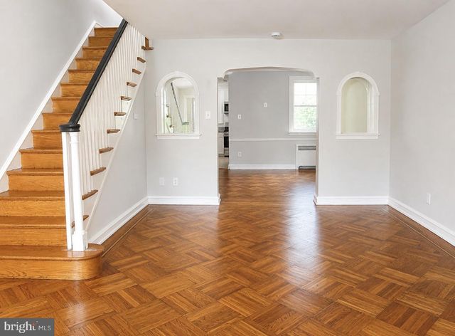 6054 E ROOSEVELT BLVD, Philadelphia, PA 19149