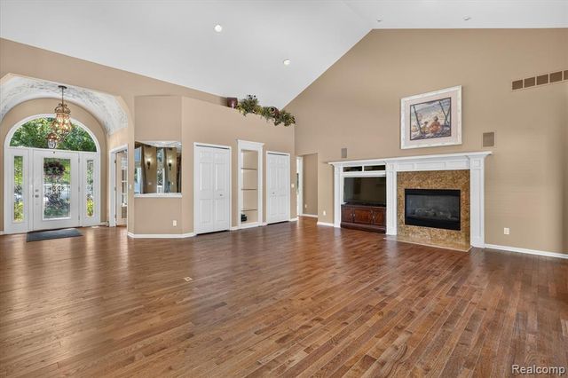 2212 Lily Court, Davison, MI 48423
