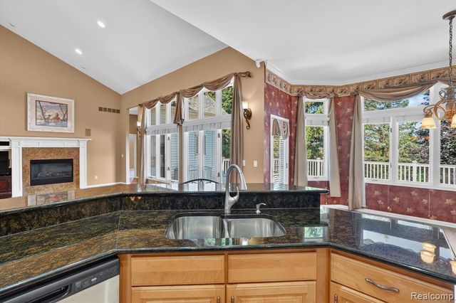 2212 Lily Court, Davison, MI 48423