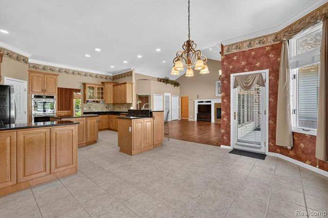 2212 Lily Court, Davison, MI 48423