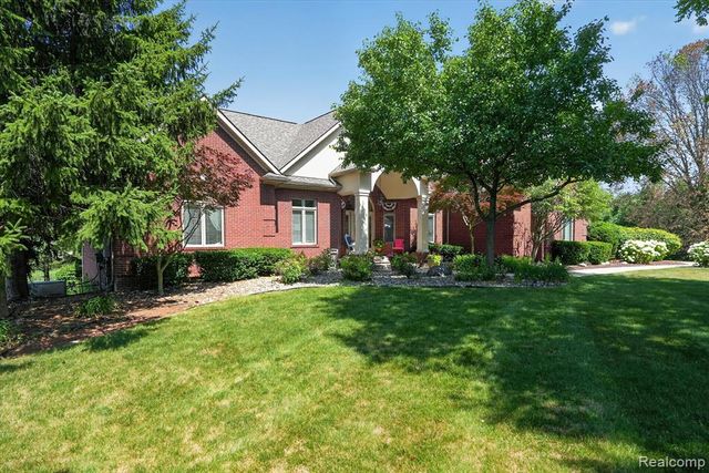 2212 Lily Court, Davison, MI 48423