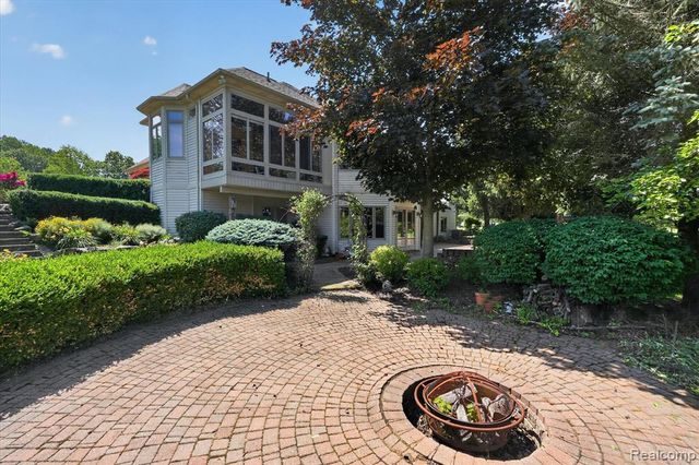 2212 Lily Court, Davison, MI 48423