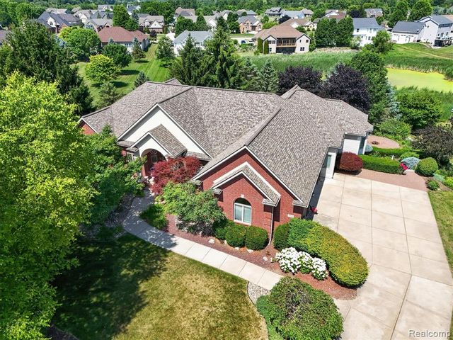 2212 Lily Court, Davison, MI 48423