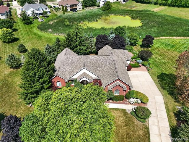 2212 Lily Court, Davison, MI 48423