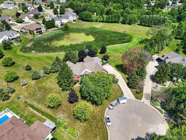 2212 Lily Court, Davison, MI 48423