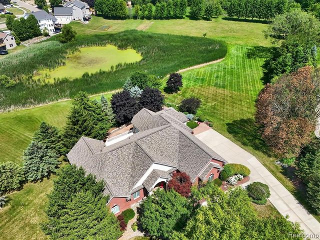 2212 Lily Court, Davison, MI 48423