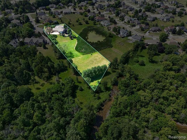 2212 Lily Court, Davison, MI 48423